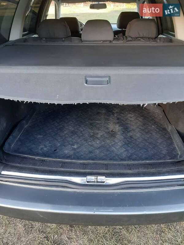 Універсал Volkswagen Passat 2004 в Ширяєвому
