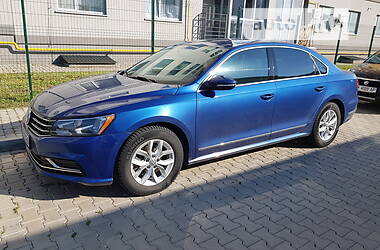 Седан Volkswagen Passat 2015 в Хмельницком