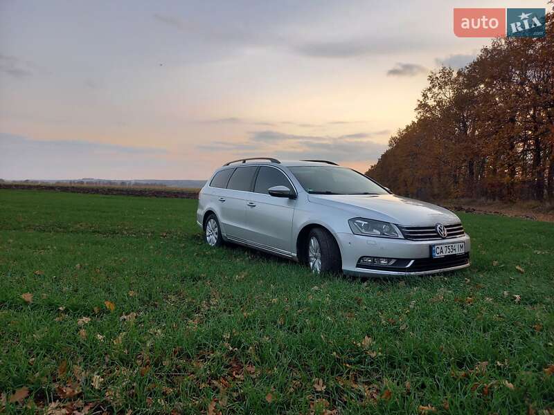 Универсал Volkswagen Passat 2012 в Кропивницком