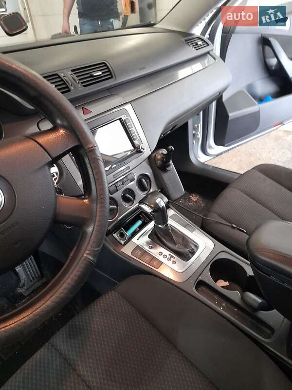 Універсал Volkswagen Passat 2008 в Хмельницькому