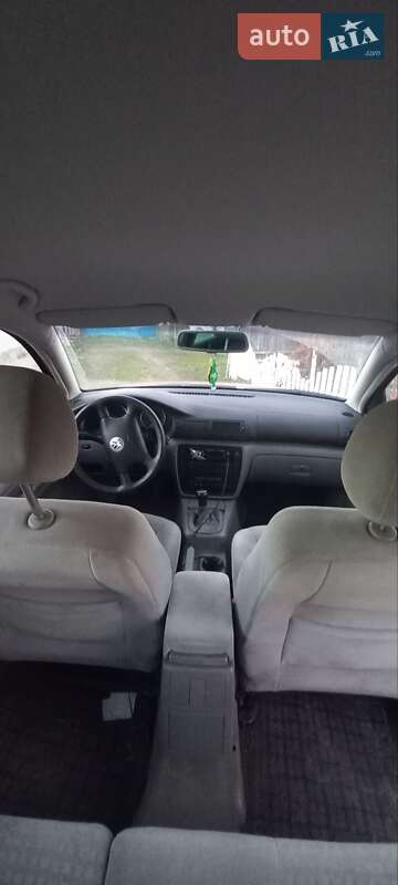 Седан Volkswagen Passat 2002 в Вінниці