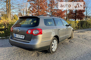 Универсал Volkswagen Passat 2006 в Житомире