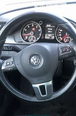 Универсал Volkswagen Passat 2011 в Харькове