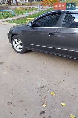 Седан Volkswagen Passat 2007 в 