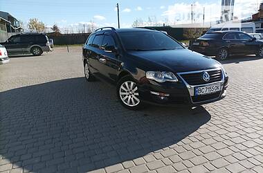 Универсал Volkswagen Passat 2007 в Бориславе