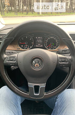Универсал Volkswagen Passat 2012 в Лубнах