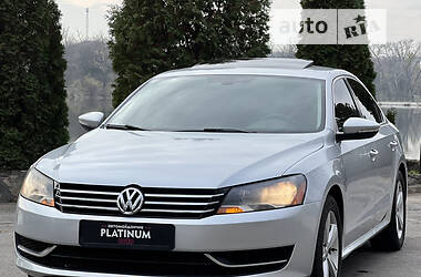 Седан Volkswagen Passat 2012 в Кропивницком