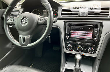 Седан Volkswagen Passat 2012 в Кропивницком