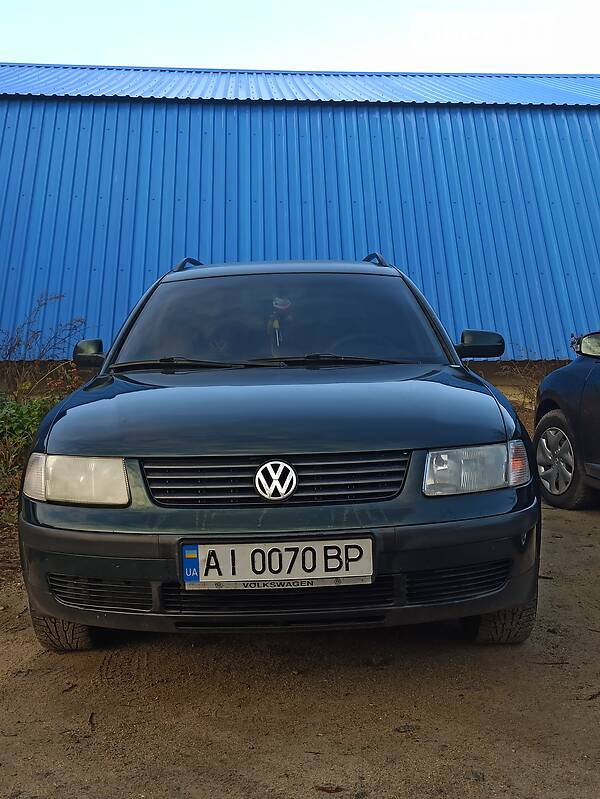 Универсал Volkswagen Passat 1998 в Киеве