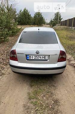 Седан Volkswagen Passat 2002 в Полтаві