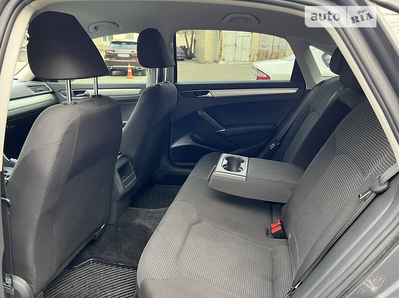 Седан Volkswagen Passat 2018 в Киеве фото 4 Седан Volkswagen Passat 2018 в Киеве