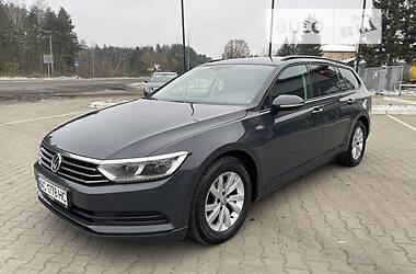 Универсал Volkswagen Passat 2019 в Ковеле