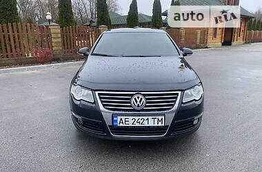 Седан Volkswagen Passat 2008 в Дніпрі