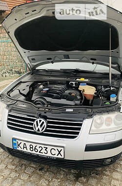 Универсал Volkswagen Passat 2002 в 