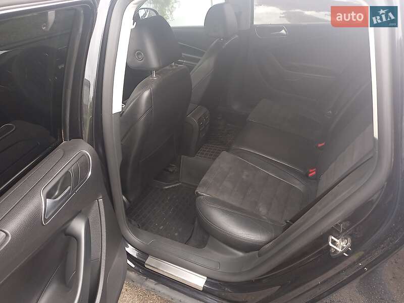 Універсал Volkswagen Passat 2008 в Ярмолинцях
