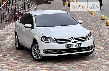 Седан Volkswagen Passat 2013 в 