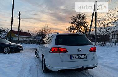 Универсал Volkswagen Passat 2012 в Коростене