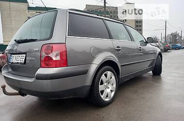 Универсал Volkswagen Passat 2003 в Тернополе