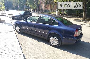 Седан Volkswagen Passat 2002 в Каменец-Подольском