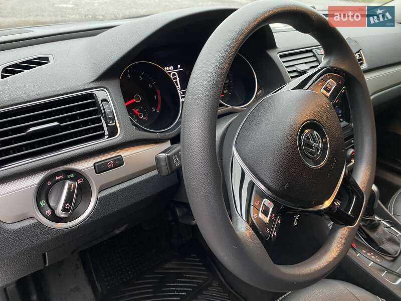 Седан Volkswagen Passat 2016 в Днепре фото 12 Седан Volkswagen Passat 2016 в Днепре