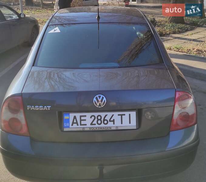 Седан Volkswagen Passat 2002 в Кривом Роге