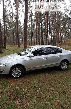 Седан Volkswagen Passat 2006 в Черкассах