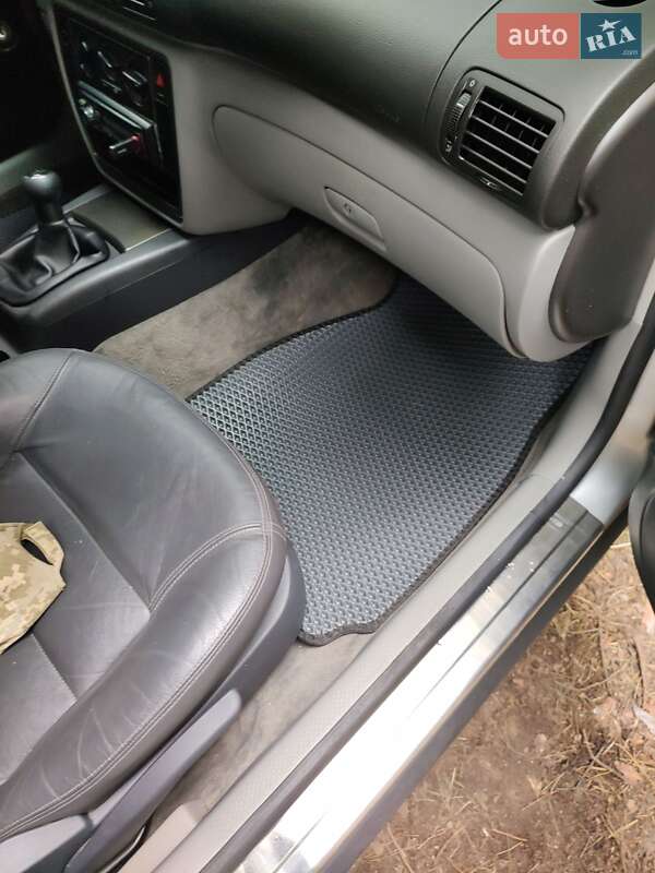 Volkswagen Passat 2003