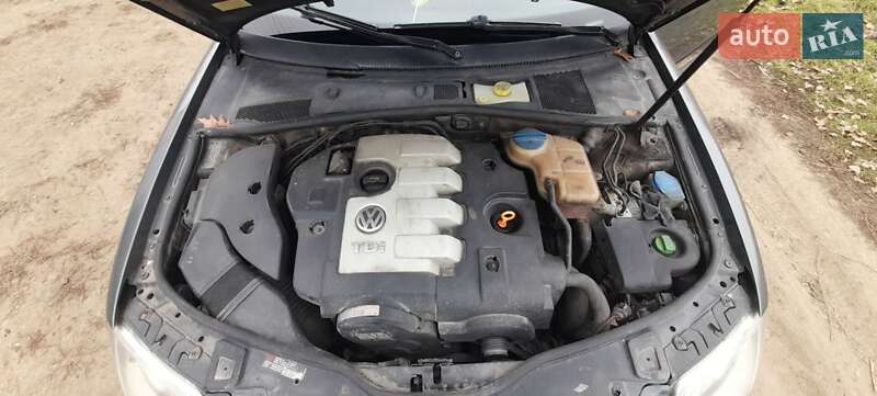 Універсал Volkswagen Passat 2005 в Піщанці