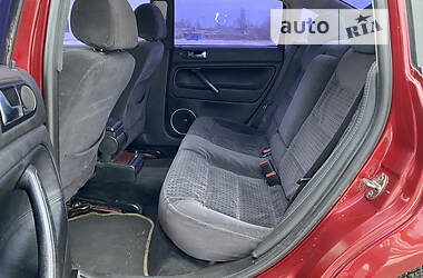 Седан Volkswagen Passat 2000 в 