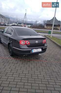 Седан Volkswagen Passat 2008 в Тячеве