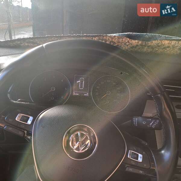 Универсал Volkswagen Passat 2015 в Мукачево
