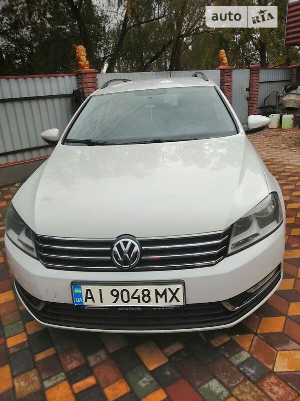 Универсал Volkswagen Passat 2012 в 