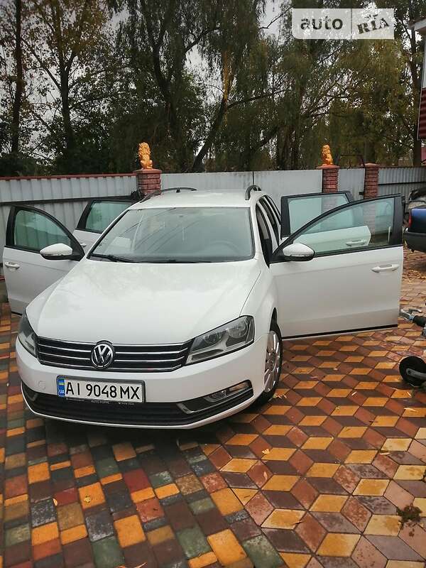Універсал Volkswagen Passat 2012 в Броварах