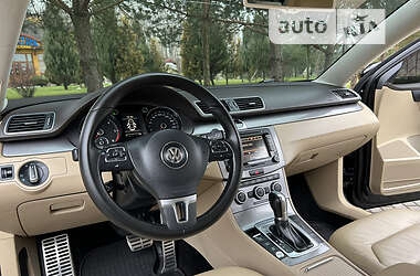 Седан Volkswagen Passat 2012 в Дрогобыче