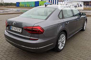 Седан Volkswagen Passat 2018 в Славуте