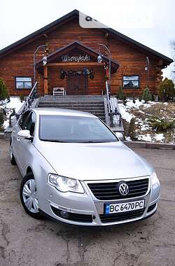 Седан Volkswagen Passat 2010 в Бориславе