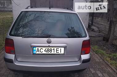 Универсал Volkswagen Passat 2000 в Луцке