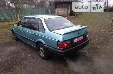 Седан Volkswagen Passat 1992 в Івано-Франківську