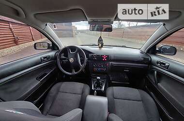 Седан Volkswagen Passat 1999 в Черновцах