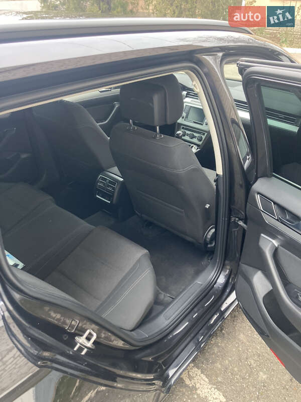 Універсал Volkswagen Passat 2015 в Кривому Розі