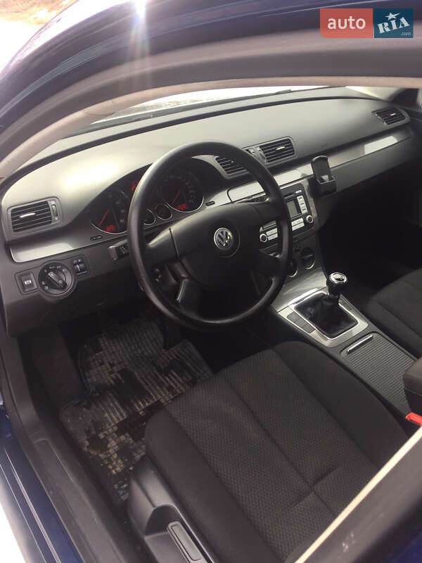 Універсал Volkswagen Passat 2008 в Жмеринці