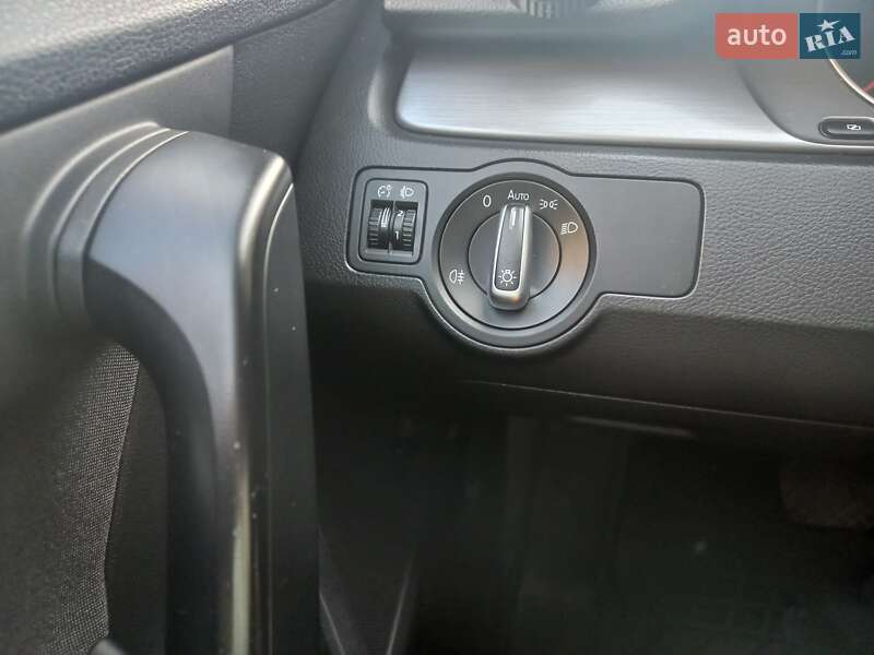 Универсал Volkswagen Passat 2012 в Луцке