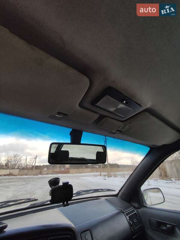 Універсал Volkswagen Passat 1992 в Вараші