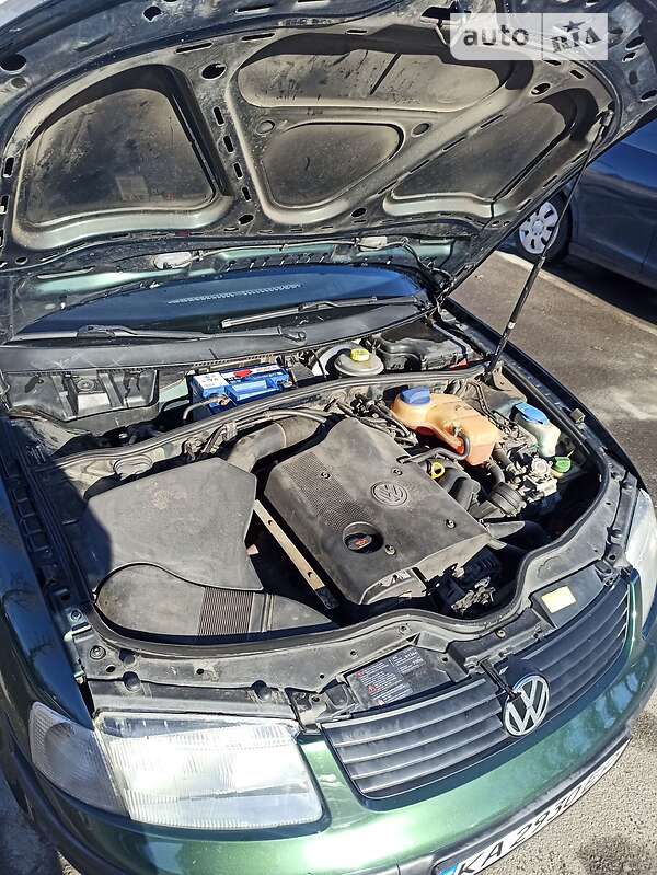 Седан Volkswagen Passat 1998 в Боярке
