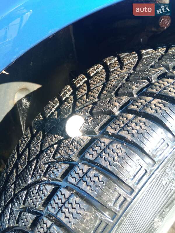 Универсал Volkswagen Passat 2001 в Любомле