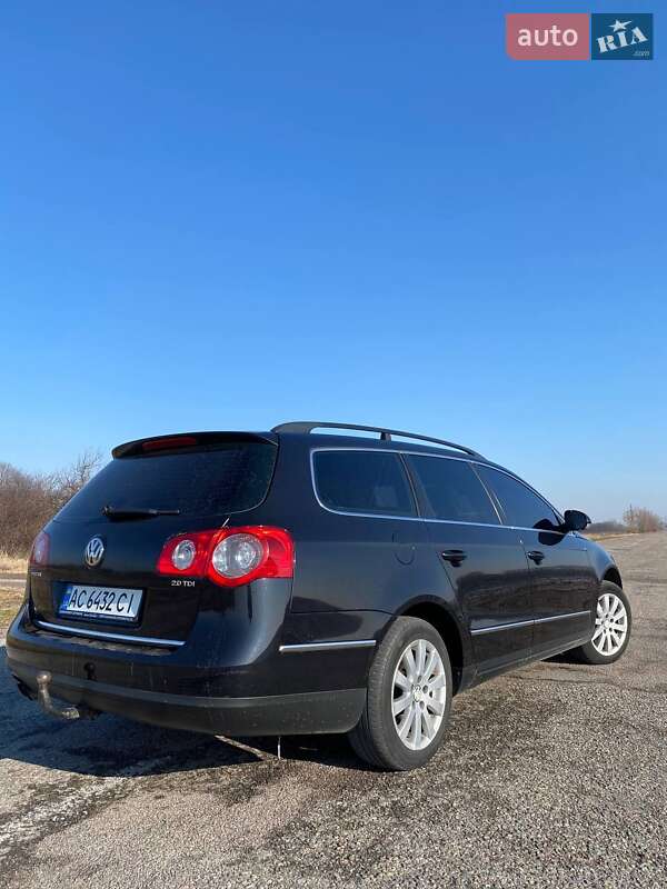 Универсал Volkswagen Passat 2008 в Киеве