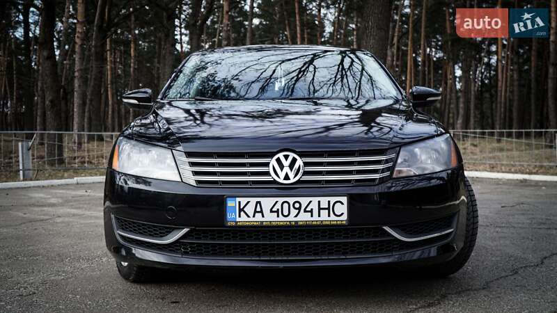 Седан Volkswagen Passat 2012 в Києві