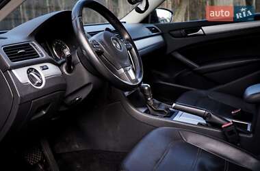Седан Volkswagen Passat 2012 в 