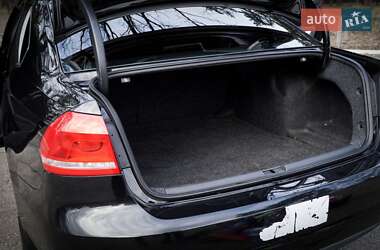 Седан Volkswagen Passat 2012 в 