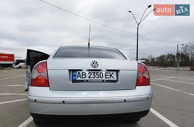 Седан Volkswagen Passat 2001 в 
